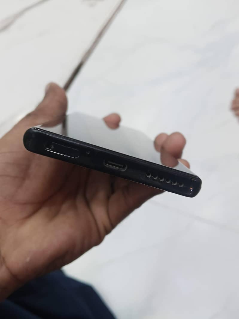 Motorola Edge Plus 4