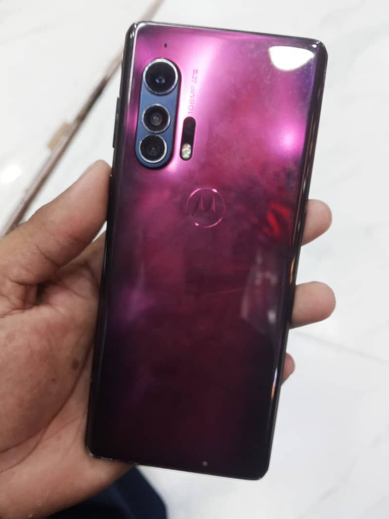 Motorola Edge Plus 8