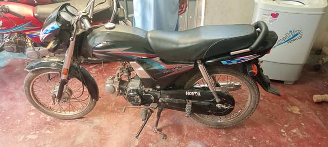 bike black colour