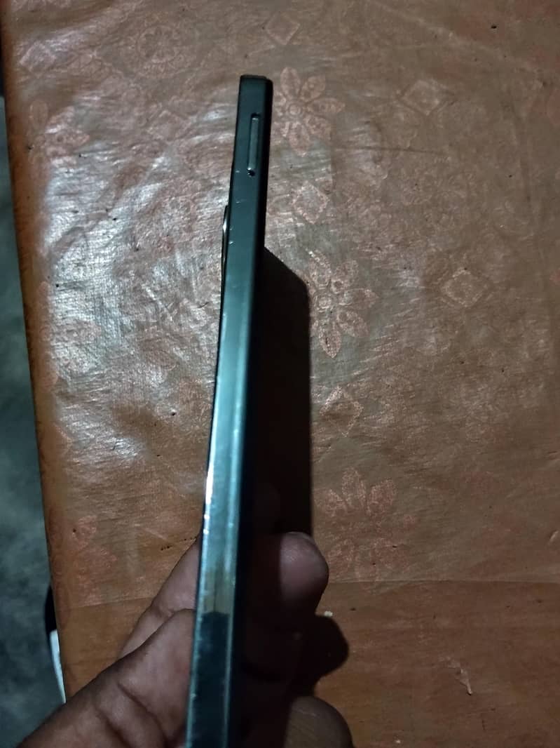 Tecno Spark 20 5
