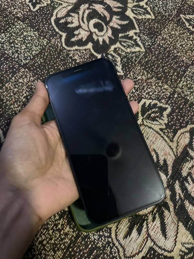 Apple iPhone 12 7