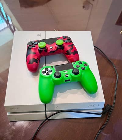 PS4 500GB — White | Excellent Condition