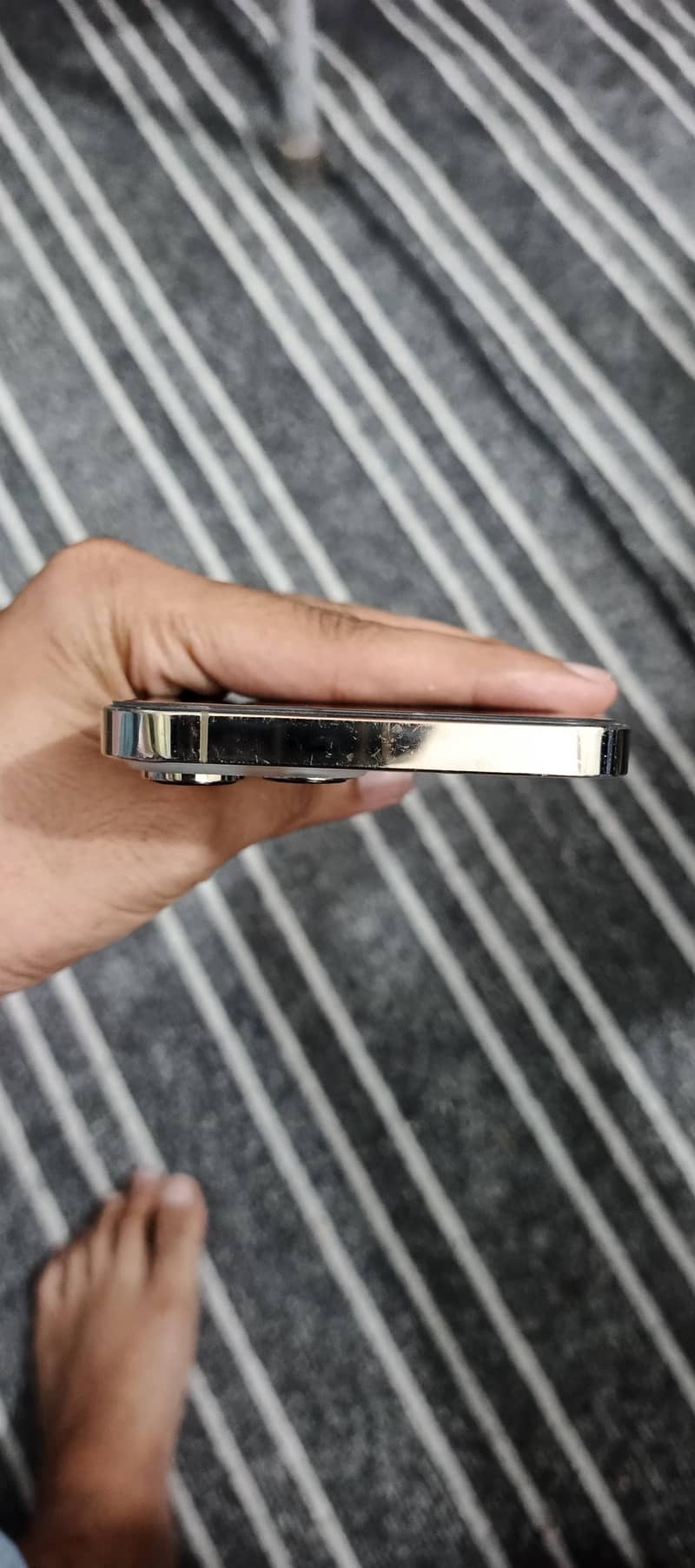 Apple iPhone 13 Pro Max 3