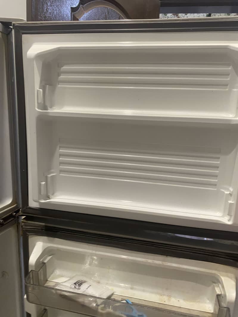 Dawlance fridge 1