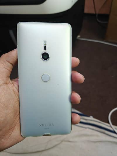 Sony XZ3