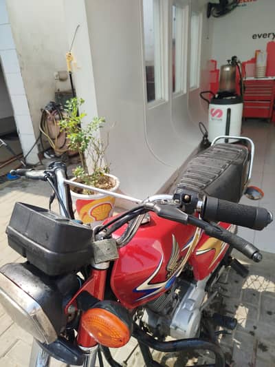 Honda cg 125 karachi