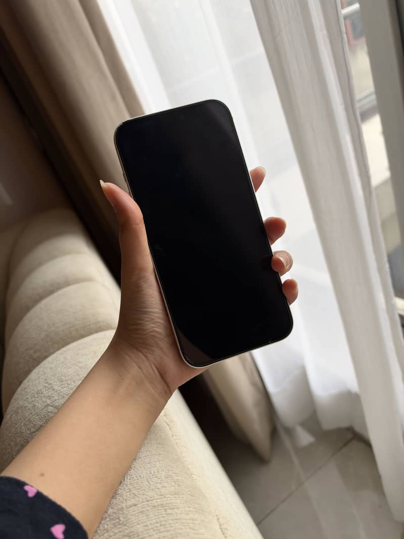 Apple iPhone 17 Pro Max, 512GB 3