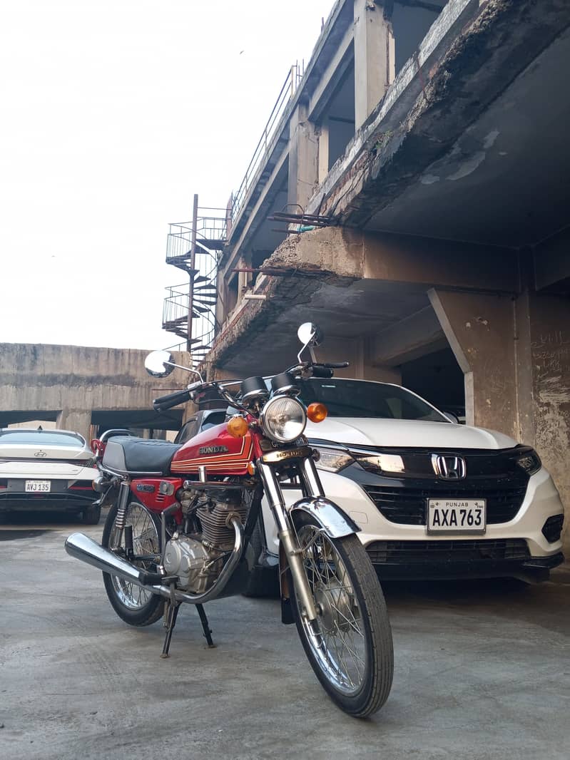 ANTIC MOTORCYCLE 1982MODEL 9