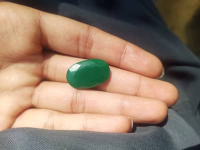 Panna Green Emerald Stone 4 Carat