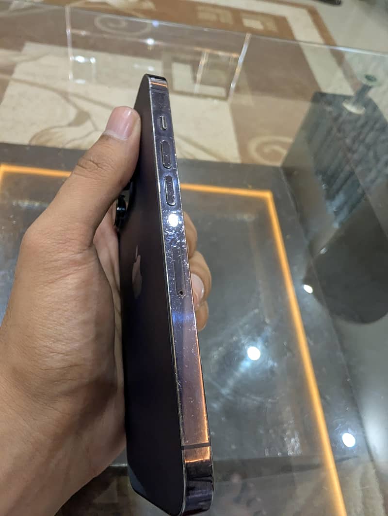 Apple iPhone 14 Pro 3