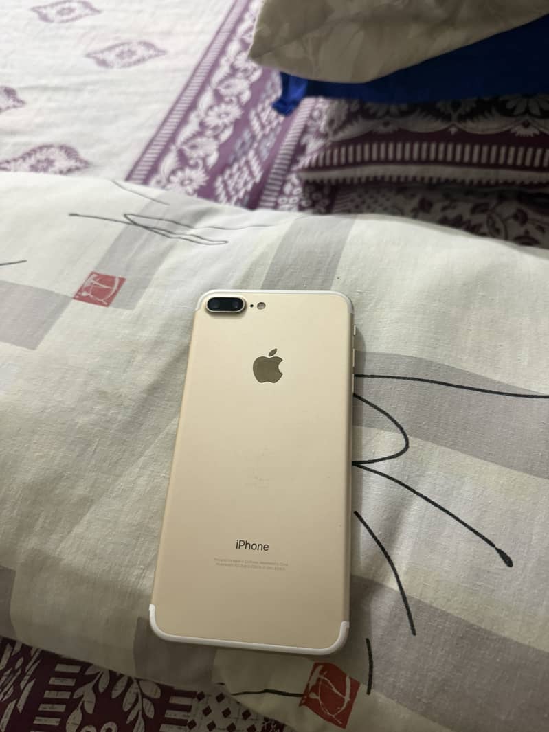 Apple iPhone 7 Plus 0