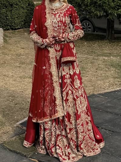 Stunning bridal lehnga