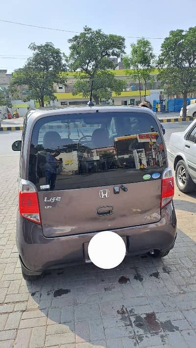Honda Life 2011