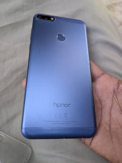 Honor 7C