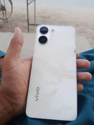 Vivo Y05
