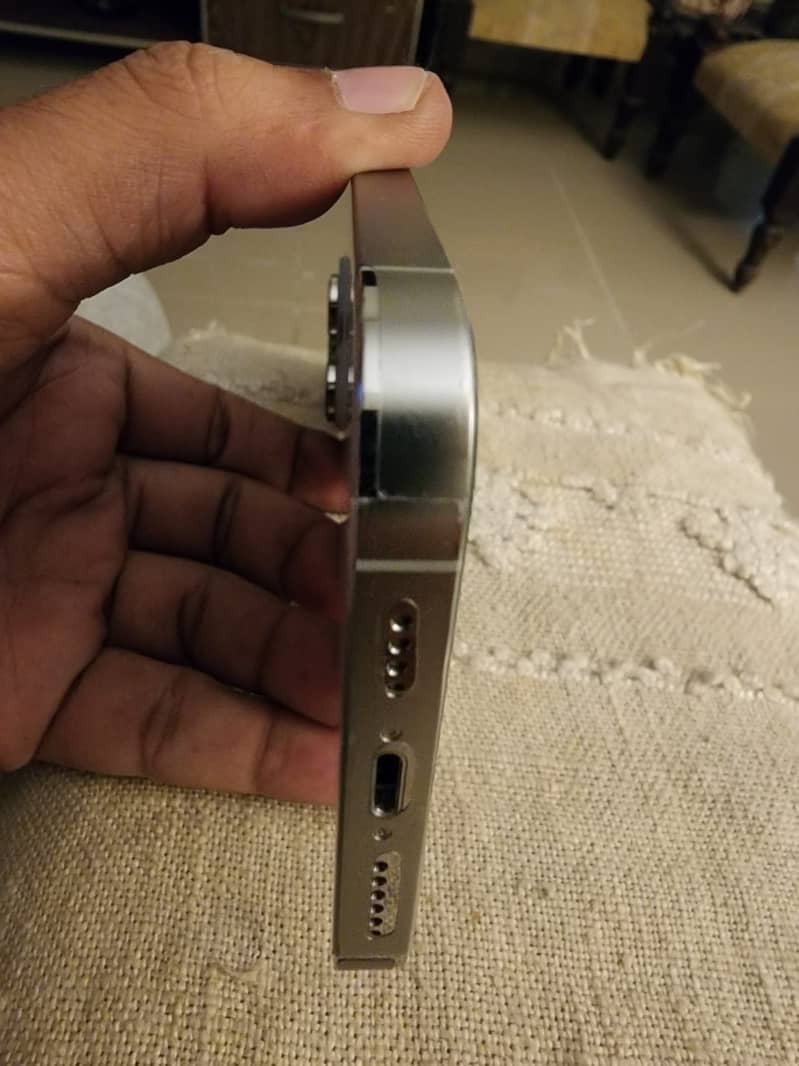 Apple iPhone 14 Pro Max 6