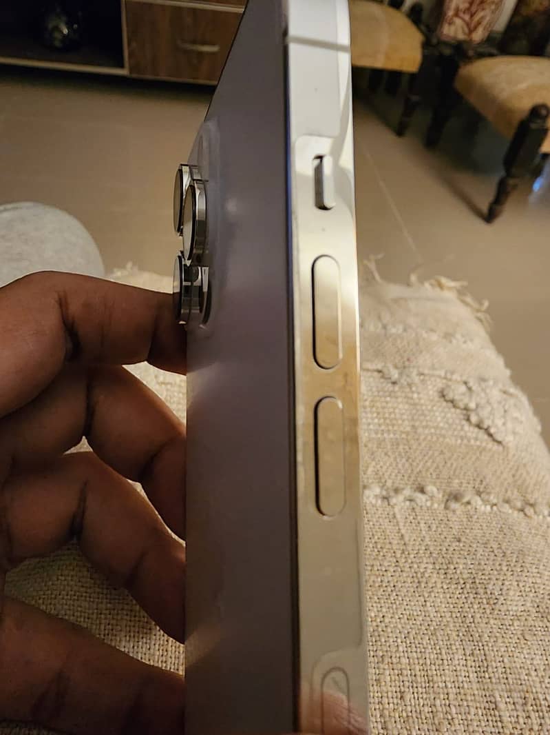 Apple iPhone 14 Pro Max 8