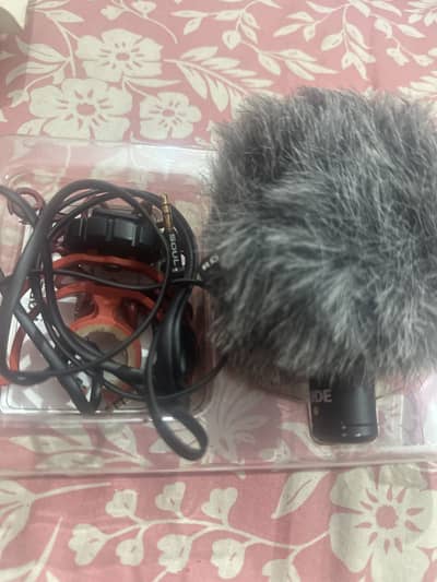 Rode VideoMicro Compact On-Camera Microphone