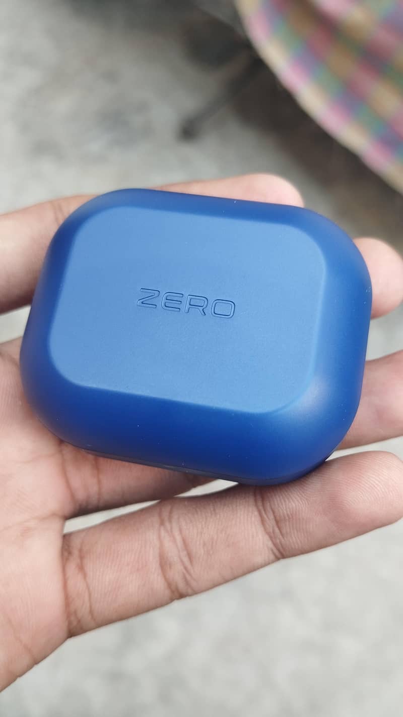 zero gravity earbuds 2