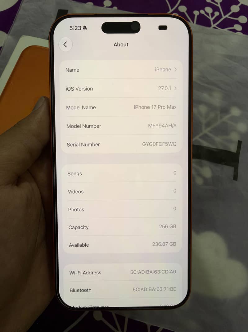 Apple iPhone 17 Pro Max 4