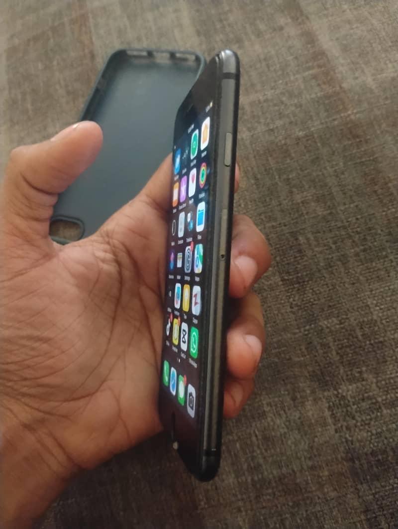 Apple iPhone 8 2