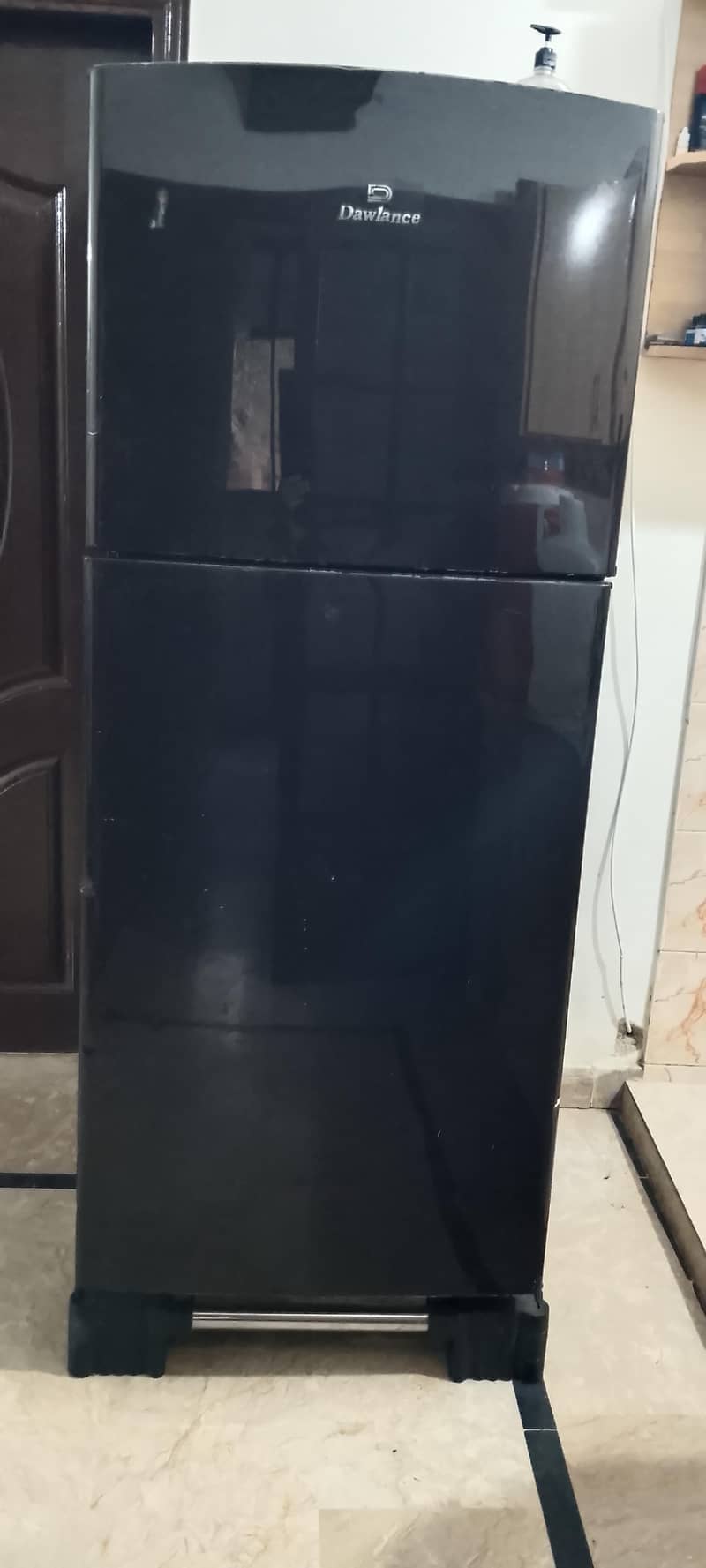 refrigerator 0