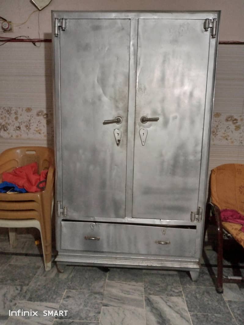 two door wardrobe 1