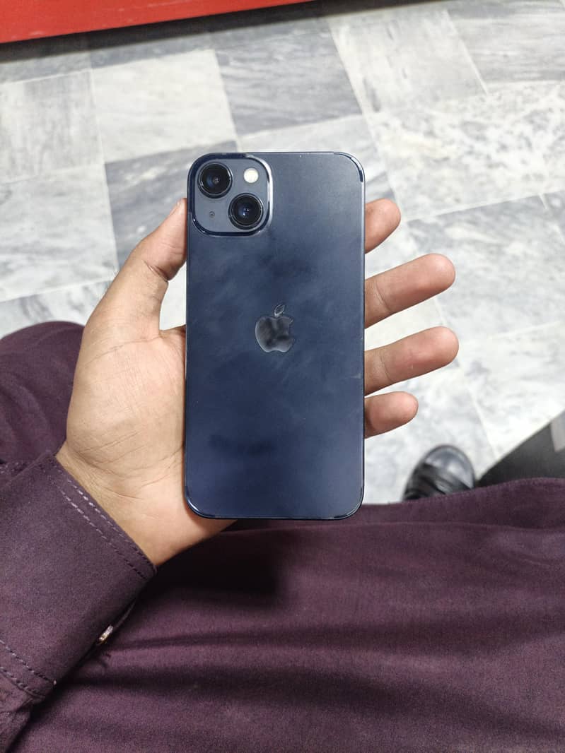 Apple iPhone 13 2