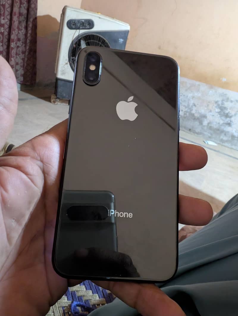 Apple iPhone X 1