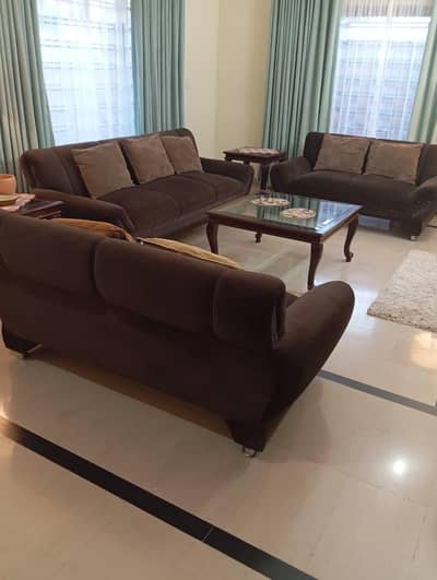 Sofa Set - 7 Seater - Excellent condition