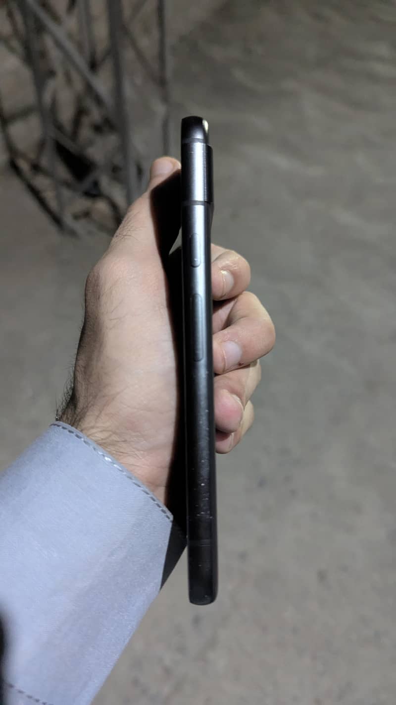 Google Pixel 8a 2
