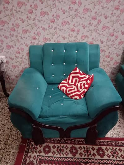 5 seater sofa set for sale.