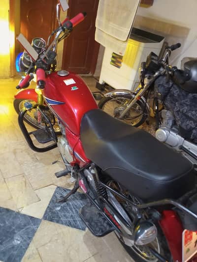 Suzuki gs 150