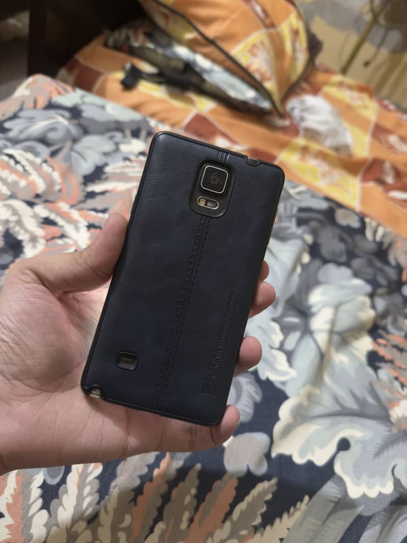 Samsung Mobile Note4 1