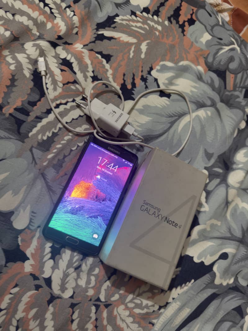 Samsung Mobile Note4 9