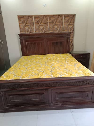 King Size Bed for Sale