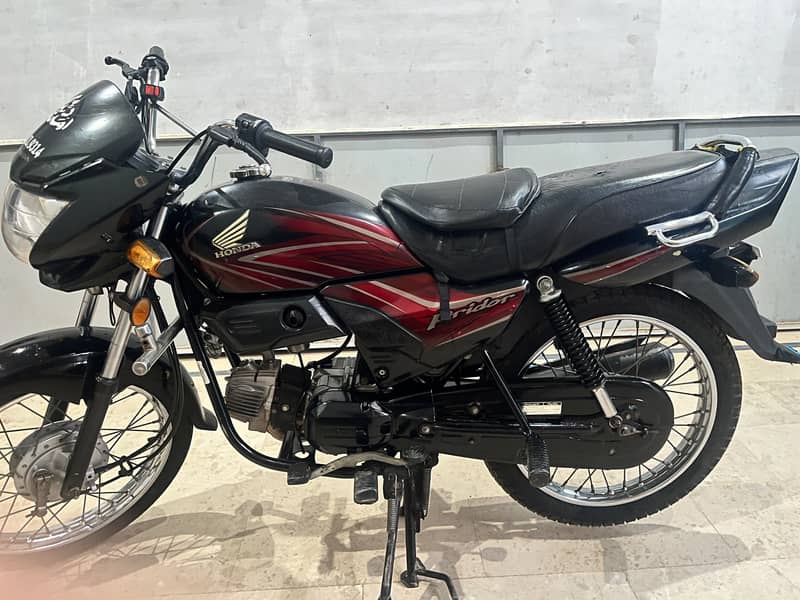 Honda prioder 9