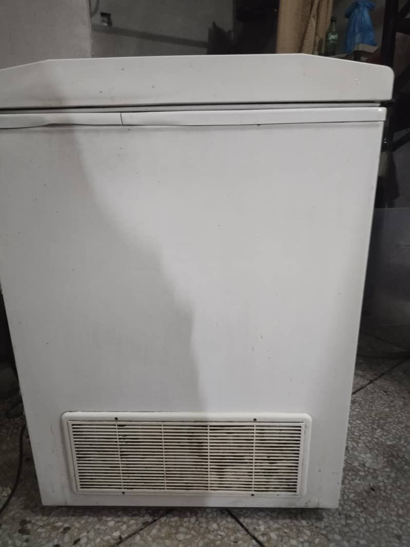 Waves refrigerator 2