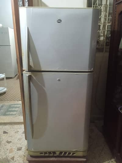 pel fridge 8CFT ,for sale full working in Karachi