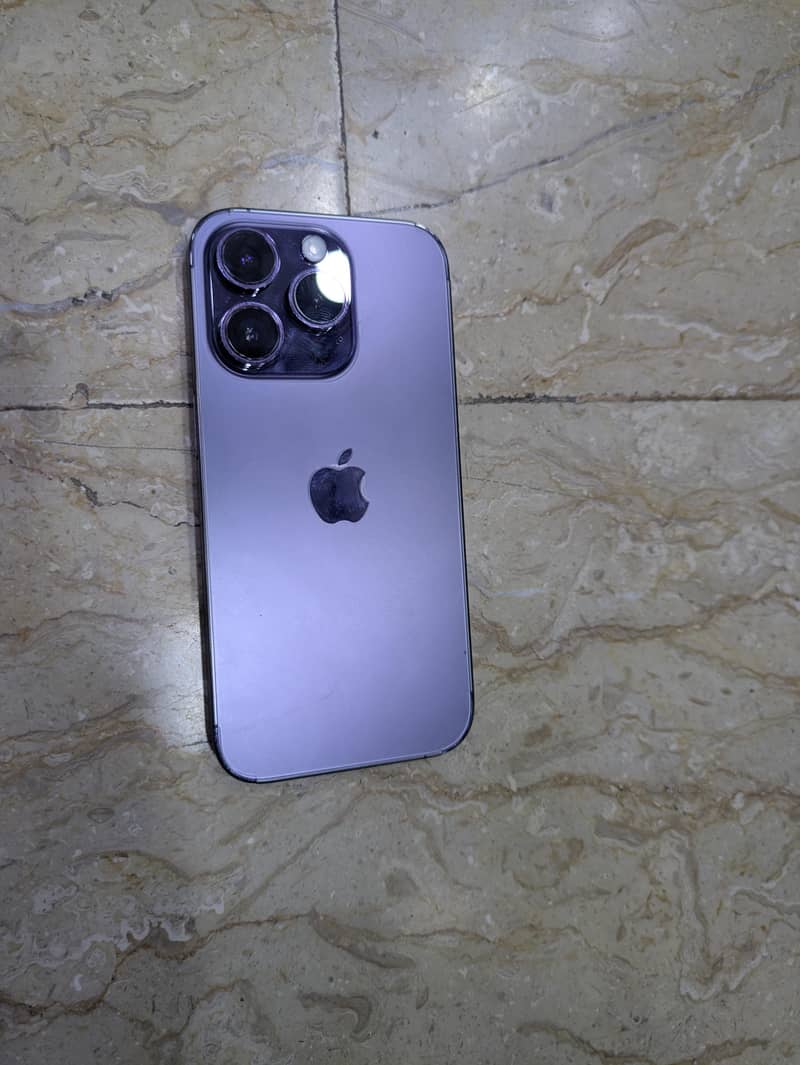 Apple iPhone 14 Pro 0