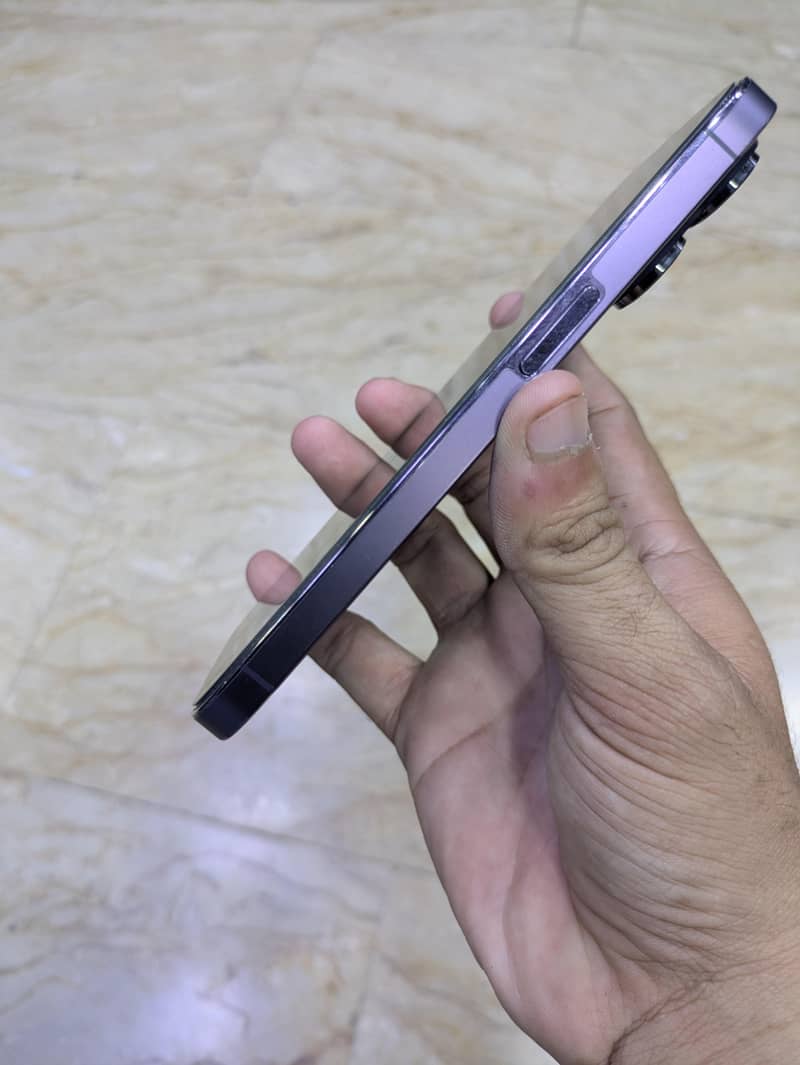 Apple iPhone 14 Pro 8