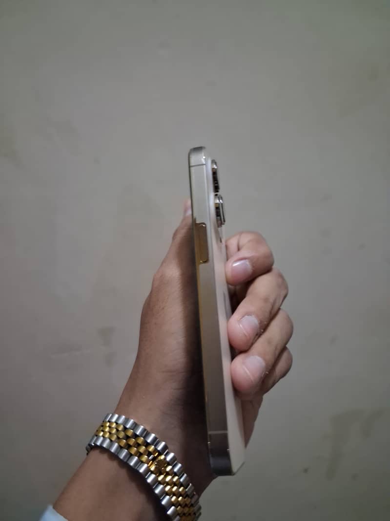 Apple iPhone 14 Pro 6
