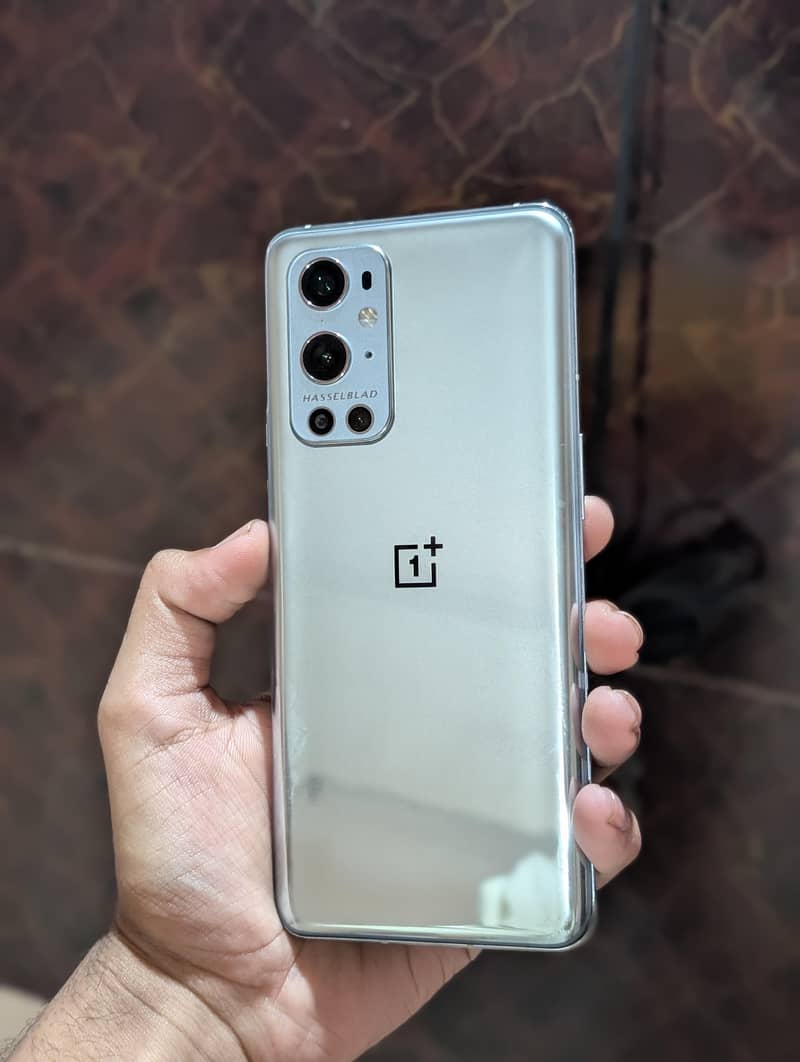One Plus 9 Pro 0