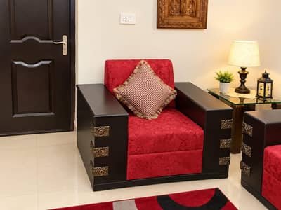 7 Seater Sofa Set (Excellent Condition)
