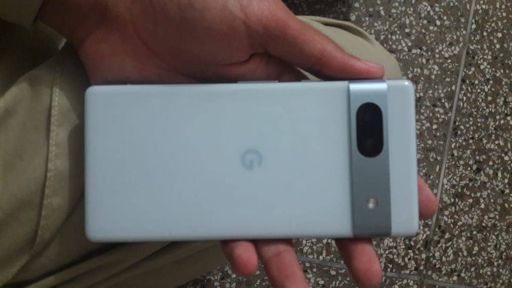Google Pixel 7a 1