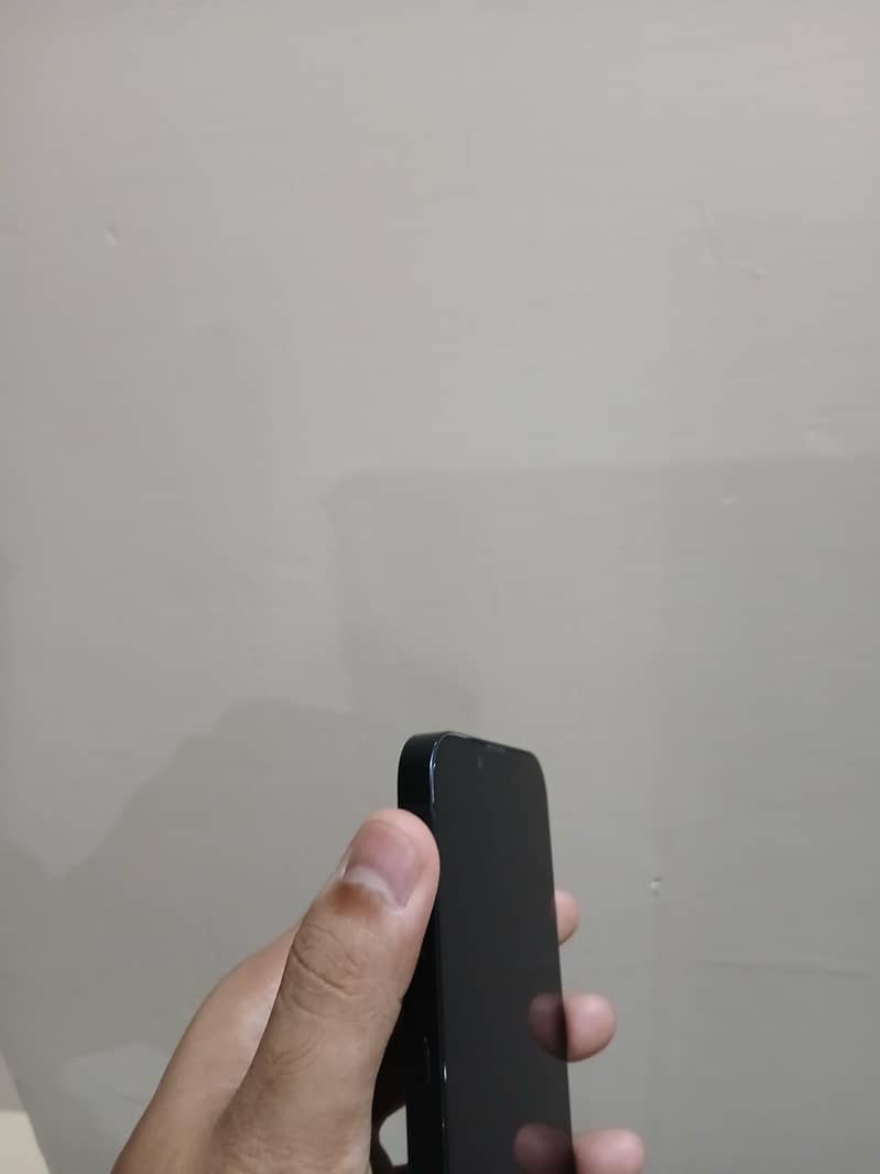 Apple iPhone 13 3