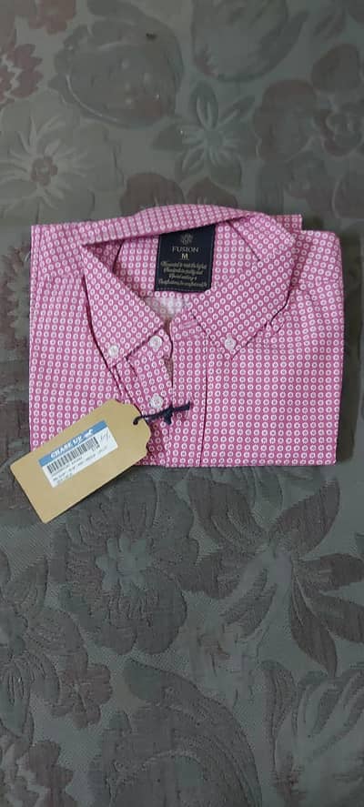 Fusion original M size shirt 4 pcs urjent sell