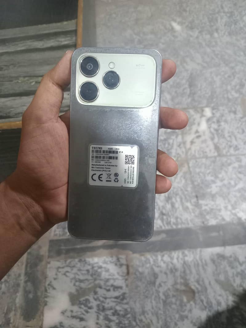 Tecno Spark 40 0