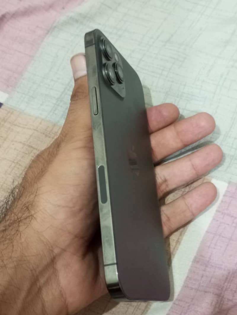 Apple iPhone 12 Pro Max 5