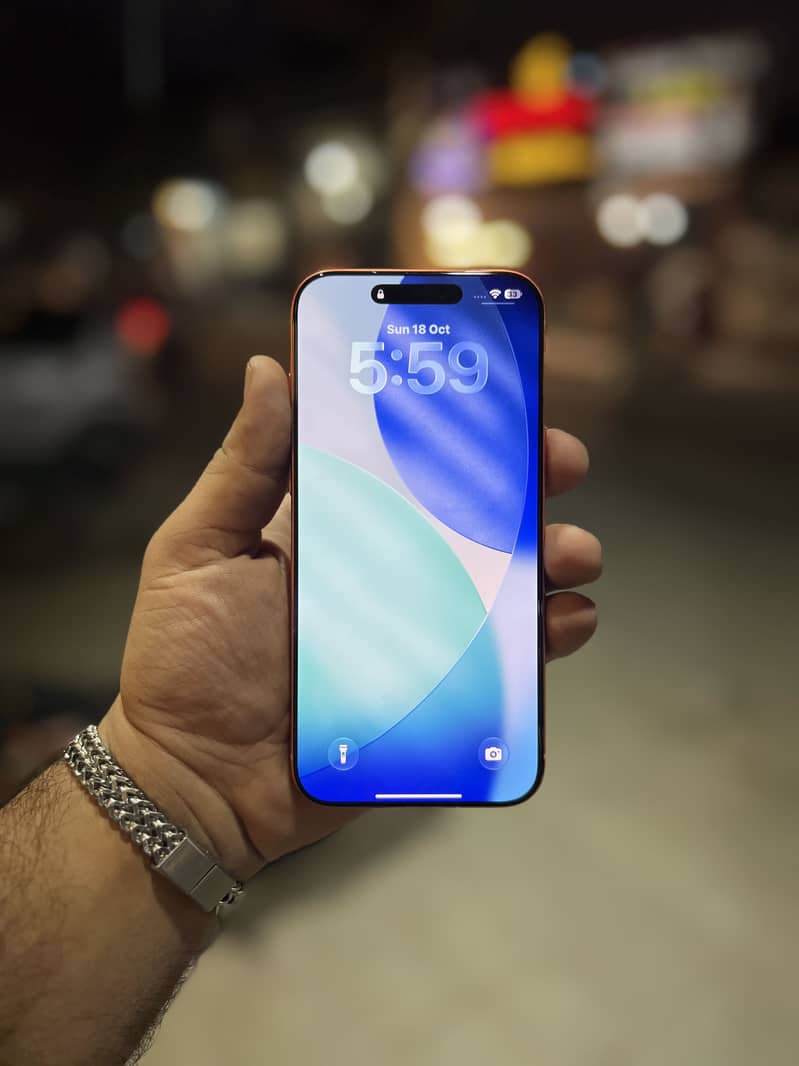 Apple iPhone 17 Pro Max 6
